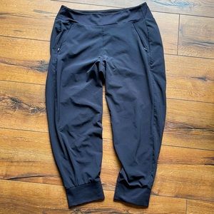 Athleta Pants - crop